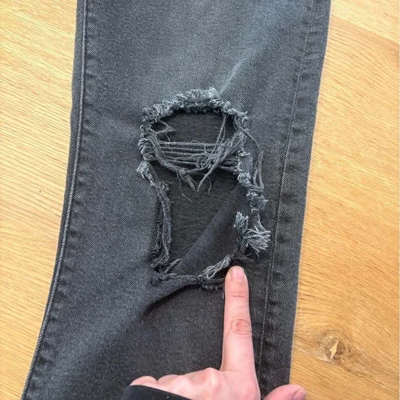 Levi’s Wedgie Straight Jeans - Picture 11 of 11